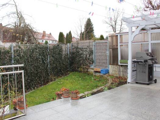 Wohnung zur Miete 825 € 2 Zimmer 75 m² frei ab sofort Kaufbeuren-Neugablonz Kaufbeuren 87600