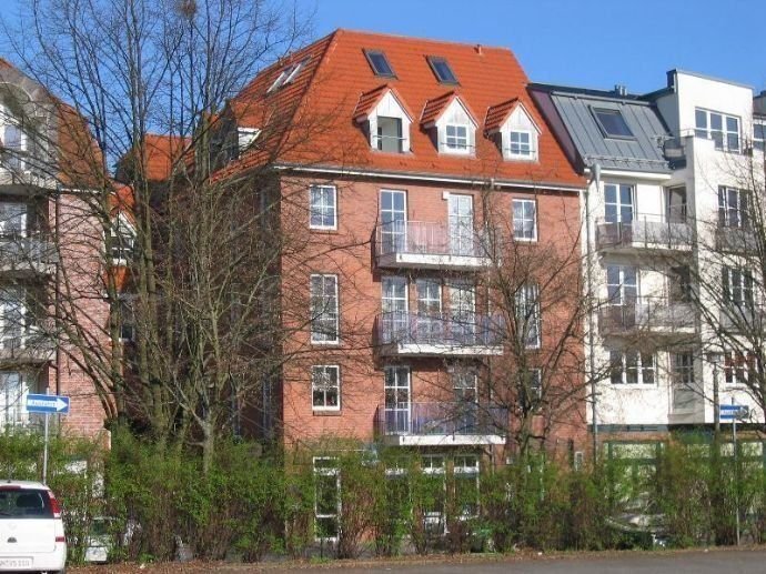 Bürofläche zur Miete provisionsfrei 700 € 3 Zimmer 99,5 m²<br/>Bürofläche Mecklenburgstraße 99 Feldstadt Schwerin 19053