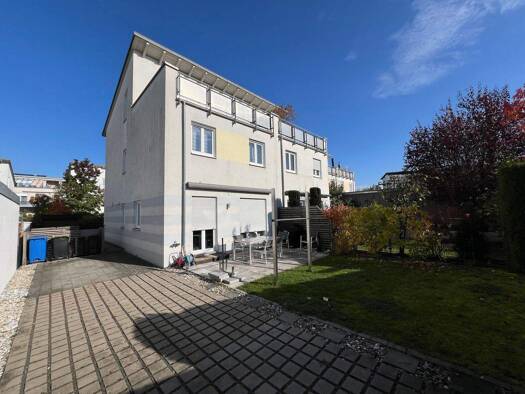 Einfamilienhaus zum Kauf 635.000 € 5 Zimmer 140 m² 262 m² Grundstück frei ab sofort Herpersdorf Nürnberg 90455
