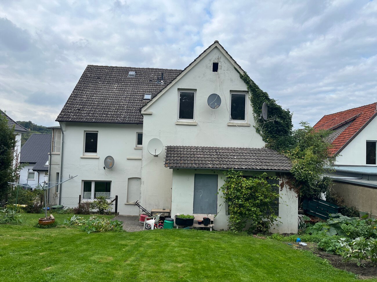 Mehrfamilienhaus zum Kauf 199.000 € 15 Zimmer 335 m²<br/>Wohnfläche 874 m²<br/>Grundstück Vlotho Vlotho 32602