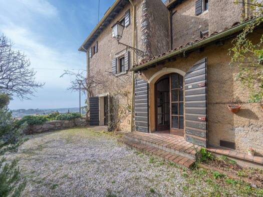 Haus zum Kauf 948.000 € 12 Zimmer 370 m² 1.100 m² Grundstück Cavaion Veronese 37010