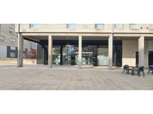 Verkaufsfläche zum Kauf 390.000 € 154 m² Verkaufsfläche Santiago de Compostela 15706