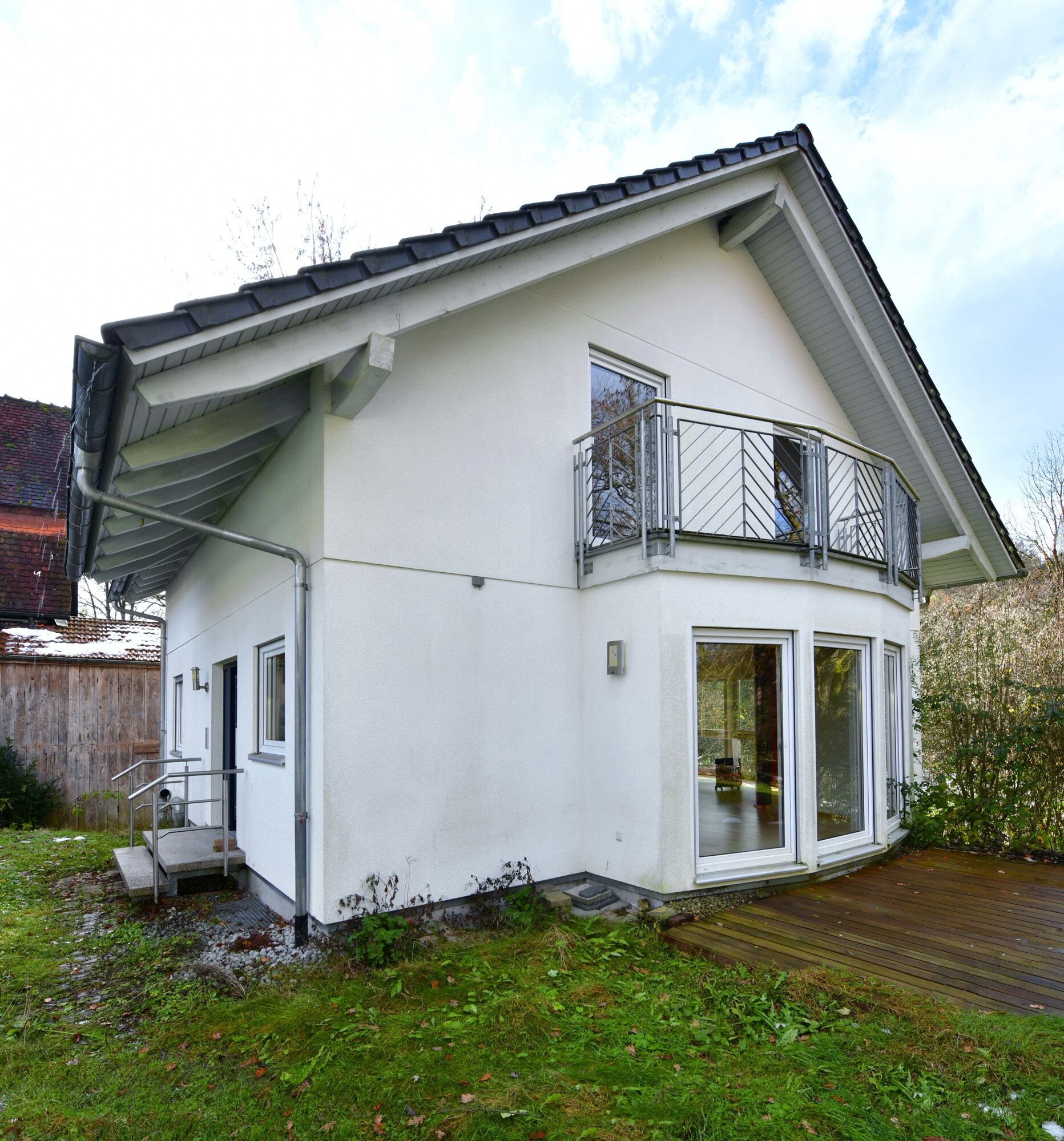 Einfamilienhaus zum Kauf 430.000 € 5 Zimmer 122 m²<br/>Wohnfläche 569 m²<br/>Grundstück Wehr Wehr 79664