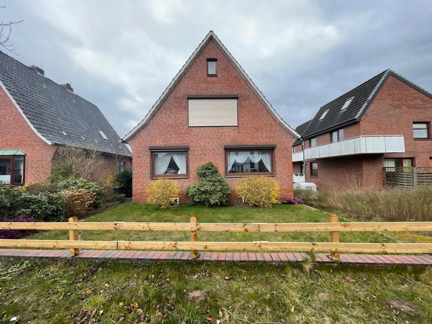 Einfamilienhaus zum Kauf provisionsfrei 250.000 € 6 Zimmer 133 m²<br/>Wohnfläche 1.099 m²<br/>Grundstück Neukloster Buxtehude 21614