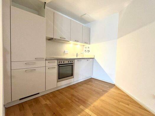 Wohnung zur Miete 759 € 2 Zimmer 52,1 m² 4. Geschoss frei ab 21.03.2026 Goldschmidtstraße 39 Zentrum-Südost Leipzig 04103