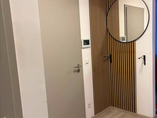 Studio zur Miete 1.250 € 1 Zimmer 75 m² EG frei ab 01.08.2026 Olivaer Straße 12 Hardhöhe Fürth 90766