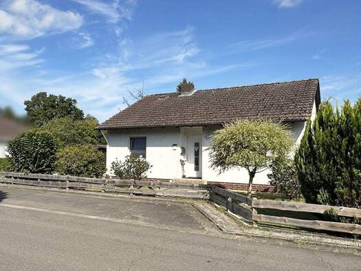 Einfamilienhaus zum Kauf 220.000 € 3 Zimmer 73 m² 1.045 m² Grundstück Lachendorf 29331