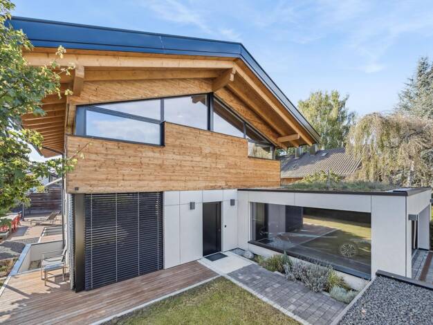 Einfamilienhaus zum Kauf 3.100.000 € 5 Zimmer 327 m² 588 m² Grundstück frei ab sofort Deisenhofen Oberhaching 82041