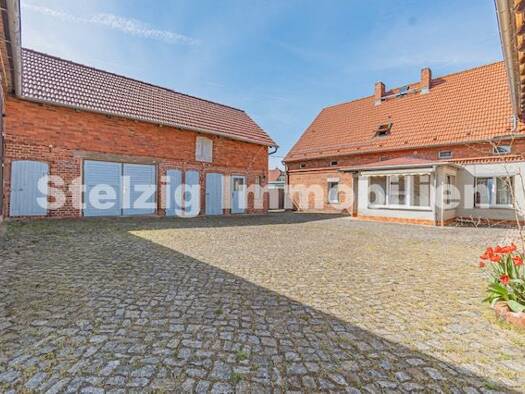 Einfamilienhaus zum Kauf 280.000 € 5 Zimmer 165 m² 2.280 m² Grundstück frei ab sofort Spremberg Spremberg 03130