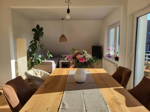 Wohnung zur Miete 1.300 € 3,5 Zimmer 95 m² Geschoss 3/4 frei ab 20.11.2025 Pflugfelden Ludwigsburg 71636