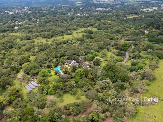 Herrenhaus zum Kauf 11.587.355 € 3.793 m² 461.636 m² Grundstück Lagos de El Coyol Garita
