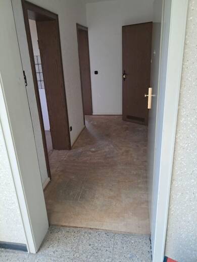 Wohnung zur Miete 500 € 3 Zimmer 69 m² 3. Geschoss frei ab sofort Düsseldorfer Straße 501 Wanheimerort Duisburg 47055