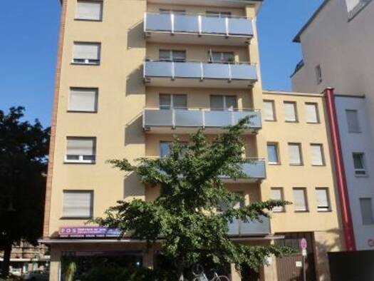 Wohnung zur Miete 900 € 3 Zimmer 82 m² 3. Geschoss frei ab sofort Rennweg Östliche Außenstadt 90489