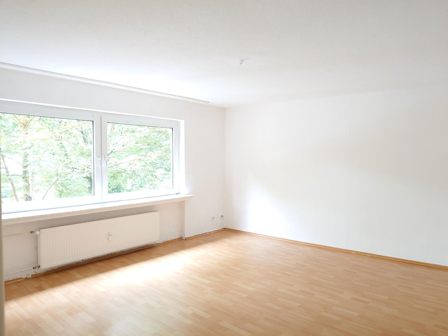 Wohnung zur Miete 450 € 2 Zimmer 50 m²<br/>Wohnfläche 3.<br/>Geschoss 01.02.2025<br/>Verfügbarkeit Schlenhofstr. 23 Nordviertel Essen 45141