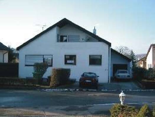 Wohnung zur Miete 1.000 € 4 Zimmer 120 m² Geschoss 1/2 frei ab sofort Hölderlinstraße 1 Mundelsheim 74395