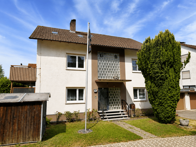 Haus zum Kauf 649.000 € 9 Zimmer 290 m² 585 m² Grundstück Heppenheim Heppenheim 64646
