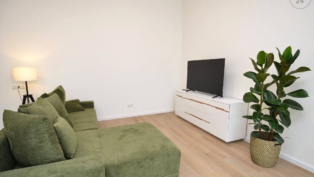 Wohnung zur Miete 1.650 € 2 Zimmer 45 m² EG frei ab sofort Göggingen Augsburg 86199