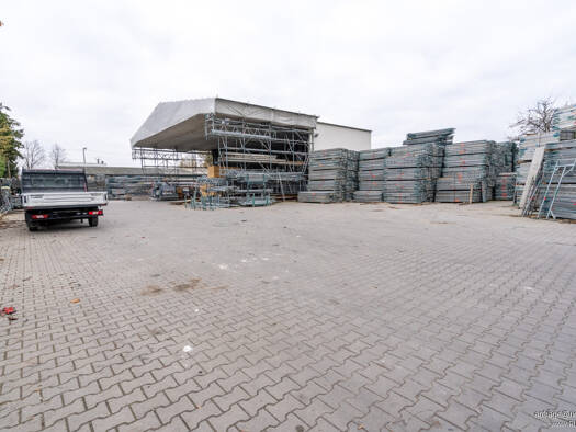 Lagerhalle zur Miete 16.900 € 3.697 m² Lagerfläche Köln 50829