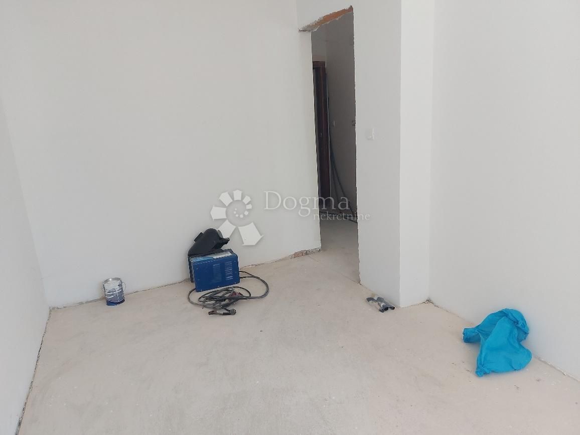 Wohnung zum Kauf 115.386 € 2 Zimmer 30 m²<br/>Wohnfläche 1.<br/>Geschoss Drenova 51000