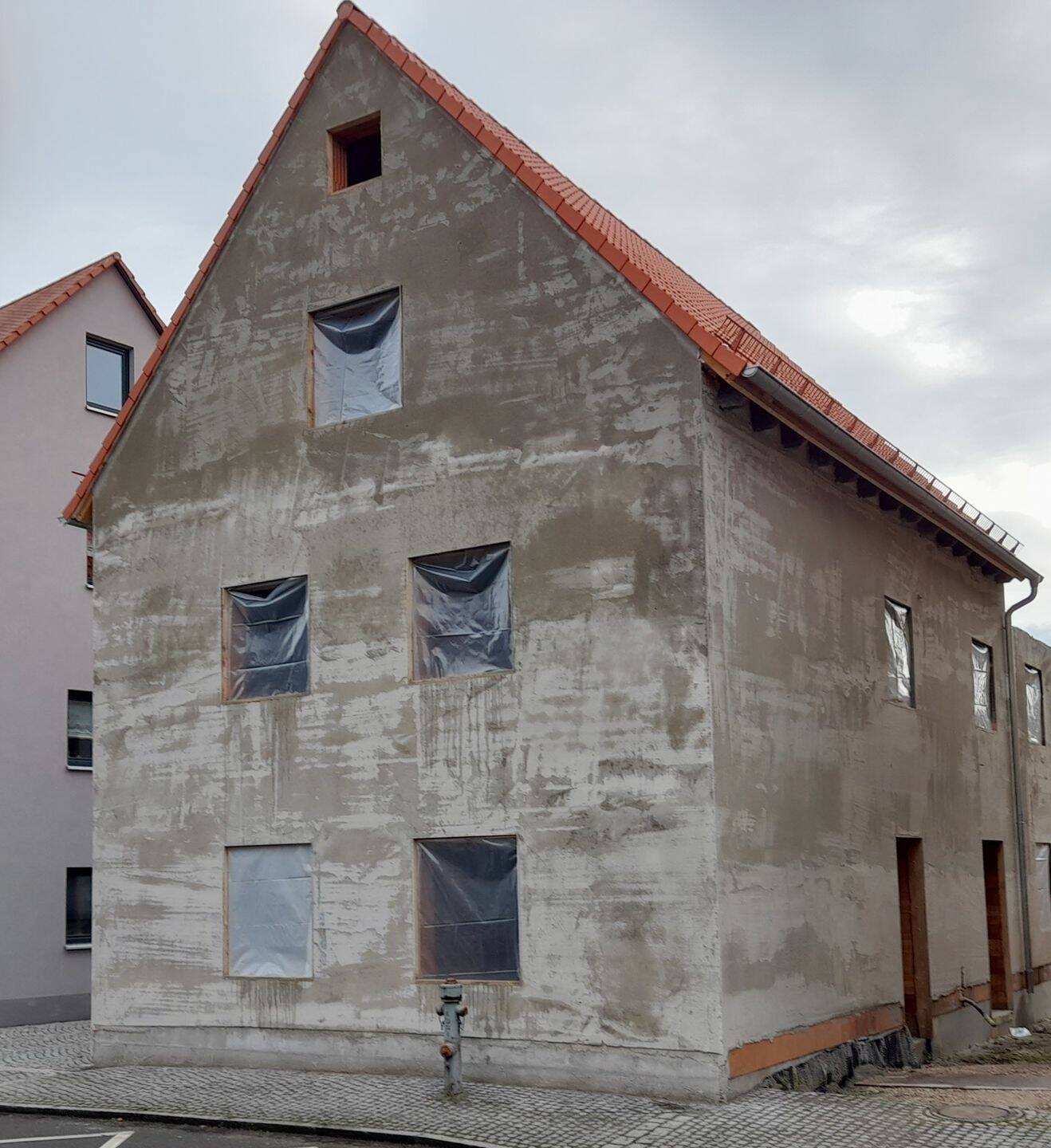 Immobilie in Uehlfeld - Zentral gelegene 3-Zi. Neubau-EGT-Wohnung in Uehlfeld - Bild 2