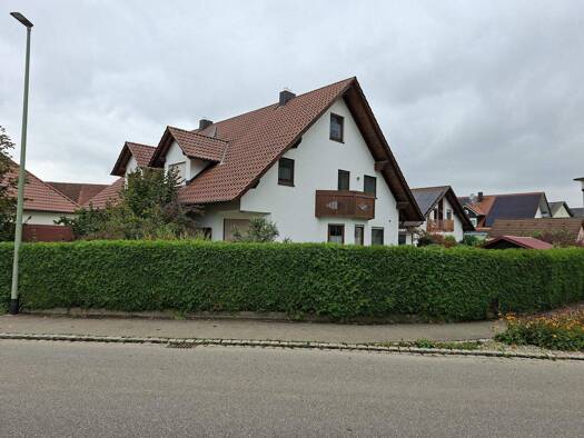 Doppelhaushälfte zum Kauf 349.000 € 6 Zimmer 130 m² 482 m² Grundstück Biberberg Pfaffenhofen 89284