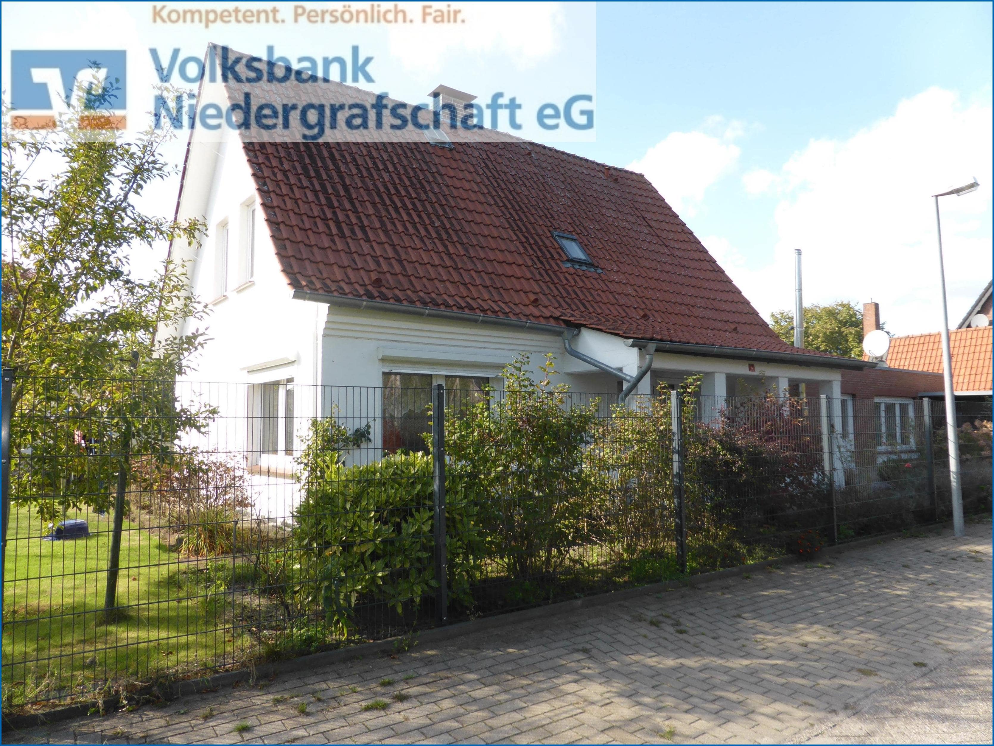 Einfamilienhaus zum Kauf 219.000 € 6 Zimmer 125 m²<br/>Wohnfläche 657 m²<br/>Grundstück ab sofort<br/>Verfügbarkeit Hoogstede Hoogstede 49846