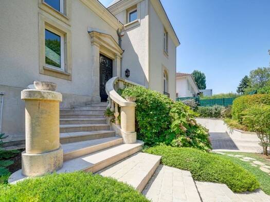 Haus zum Kauf 1.840.000 € 330 m² 980 m² Grundstück Saint-Germain-en-Laye 78100