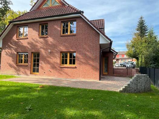 Mehrfamilienhaus zur Miete 1.782 € 5 Zimmer 162 m² 320 m² Grundstück frei ab sofort Uelzener Straße 5 Melbeck 21406