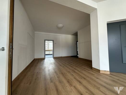 Büro zur Miete 3.496 € Saalfelden am Steinernen Meer 5760