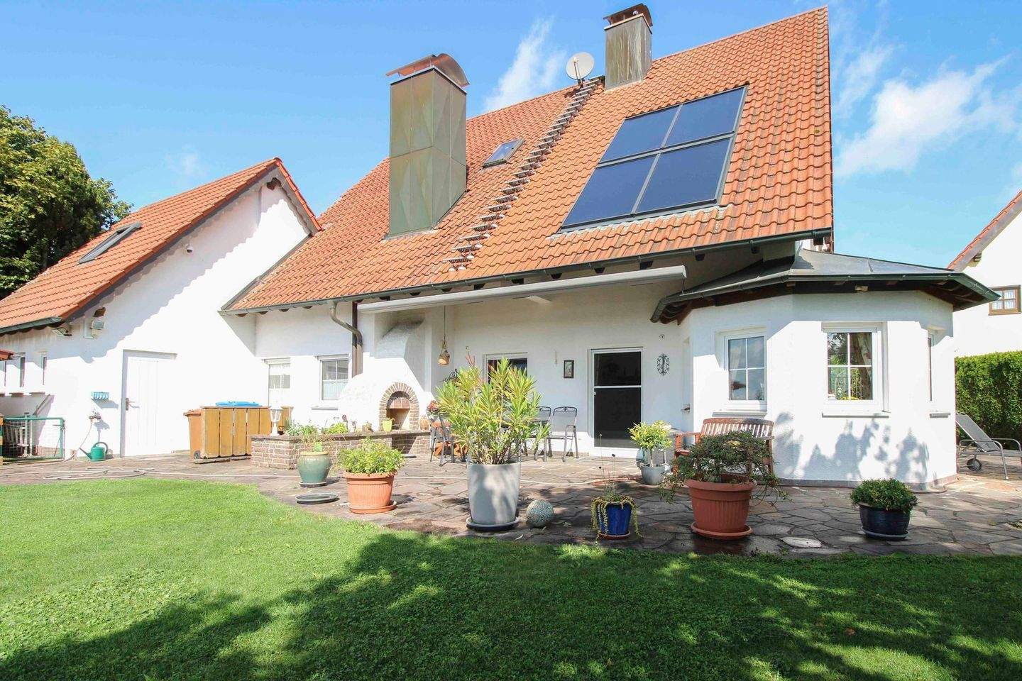 Immobilie in Genderkingen - Nonplusultra: Großzügig, modern, privat - ein Haus, das Herzen höherschlagen lässt ! - Bild 1