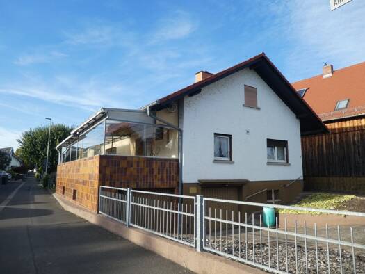 Einfamilienhaus zum Kauf 335.000 € 5,5 Zimmer 209 m² 445 m² Grundstück Büches Büdingen 63654