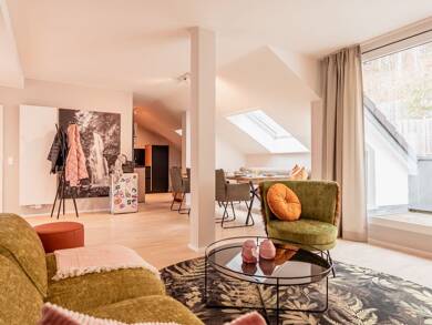 Mehrfamilienhaus zum Kauf provisionsfrei als Kapitalanlage geeignet 2.400.000 € 14 Zimmer 70 m² 788 m² Grundstück Neustädter Straße 39 Titisee Titisee-Neustadt 79822