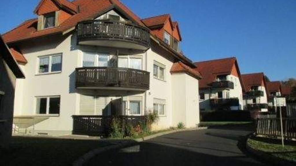 Wohnung zur Miete 625 € 4 Zimmer 102,5 m² 3 Geschosse frei ab 01.04.2026 Eisenacher Straße 25 Wutha-Farnroda 99848