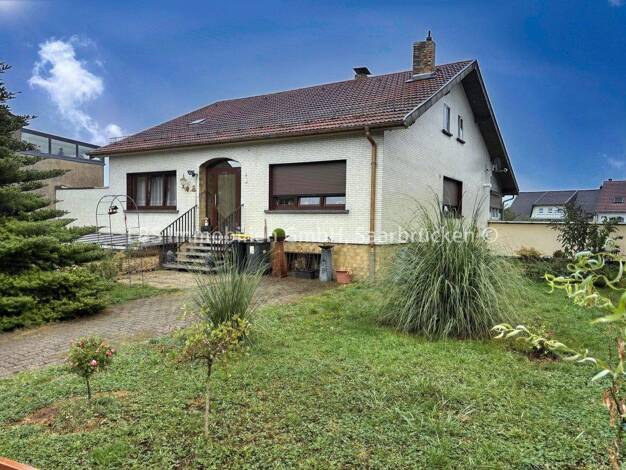 Einfamilienhaus zum Kauf 305.000 € 7 Zimmer 200 m² 676 m² Grundstück Spicheren 57350