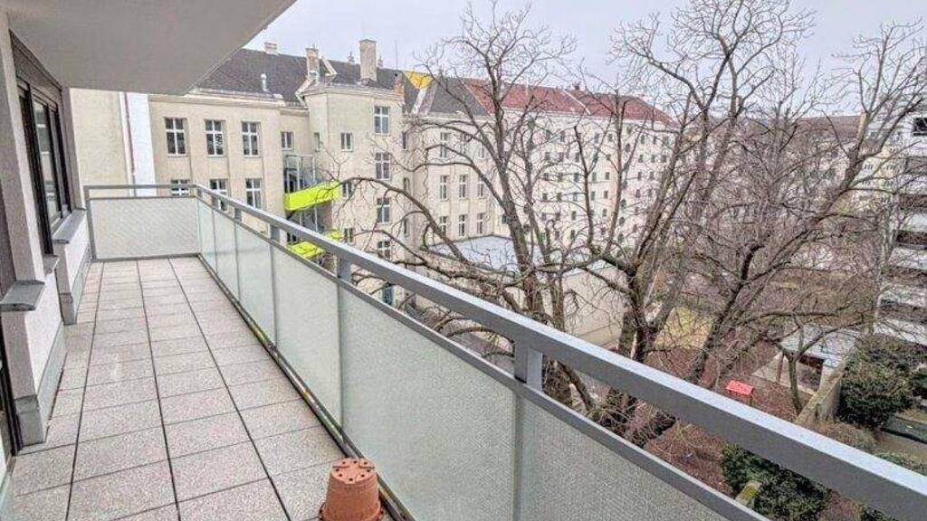 Terrassenwohnung zur Miete 1.308 € 2 Zimmer 112 m² 5. Geschoss Wien 1090