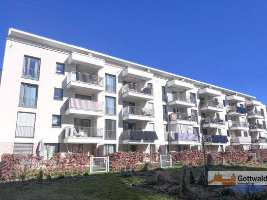 Wohnung zur Miete 1.330 € 3 Zimmer 85,2 m² frei ab 01.05.2026 Hohenkreuz Esslingen am Neckar 73732