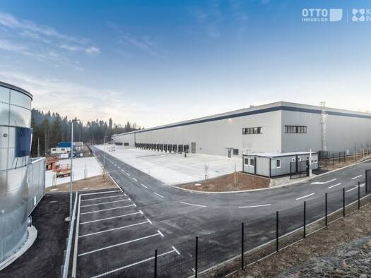 Produktionshalle zur Miete - Erstbezug provisionsfrei 6.000 m² Lagerfläche teilbar ab 1.000 m² Logatec 1370