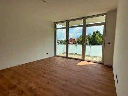 Wohnung zum Kauf 250.000 € 3 Zimmer 74,4 m² 1. Geschoss Röbel Röbel/Müritz 17207
