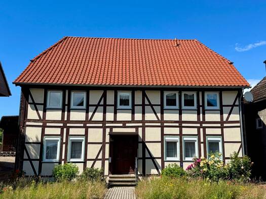 Einfamilienhaus zum Kauf 270.000 € 6 Zimmer 249 m² 800 m² Grundstück Bahrdorf Bahrdorf 38459