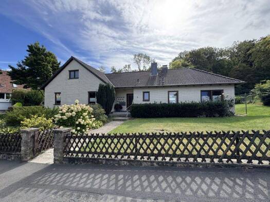 Einfamilienhaus zum Kauf 289.000 € 9 Zimmer 175 m² 1.015 m² Grundstück Groß Mahner Salzgitter 38259