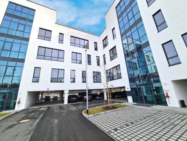 Bürofläche zur Miete provisionsfrei 2.160 m² Bürofläche teilbar ab 235,3 m² Schafhof Nürnberg 90411