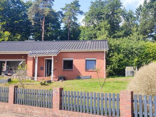 Haus zum Kauf 350.000 € 5 Zimmer 120 m² 1.088 m² Grundstück Mölln 23879