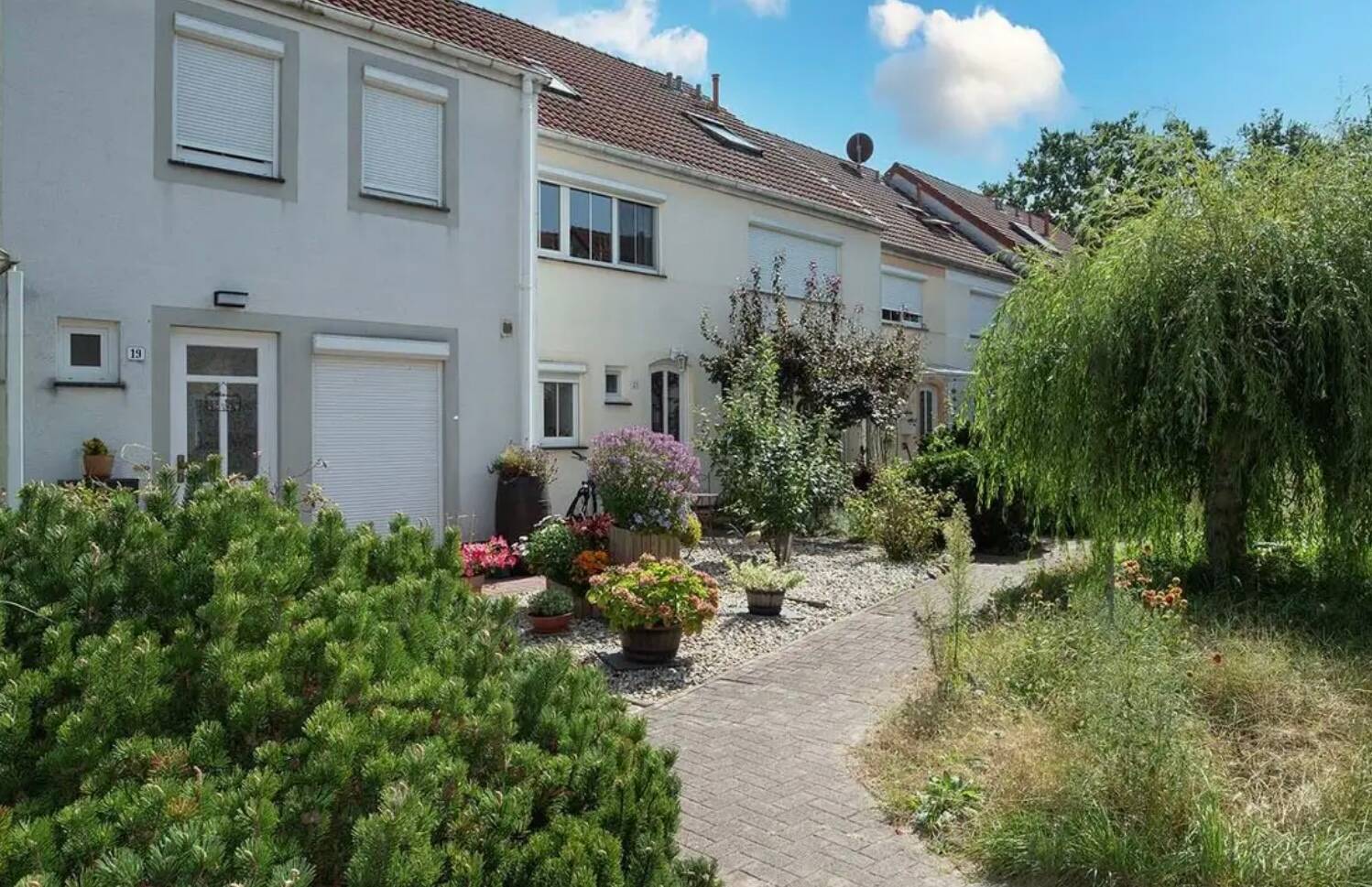 Haus zur Miete 1.690 € 4 Zimmer 102,8 m²<br/>Wohnfläche 137 m²<br/>Grundstück Groß Machnow Rangsdorf 15834