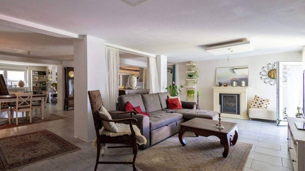 Haus zum Kauf 690.000 € 10 Zimmer 344 m² 501 m² Grundstück Rösrath 51503