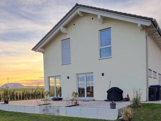 Einfamilienhaus zum Kauf provisionsfrei 539.000 € 5,5 Zimmer 145 m² 782 m² Grundstück Obersuhl Wildeck 36208