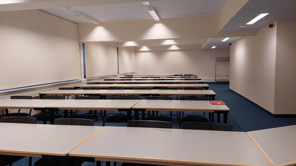 Bürofläche zur Miete provisionsfrei 150 € 33 m² Bürofläche Gewerbestraße Stenn Zwickau 08115