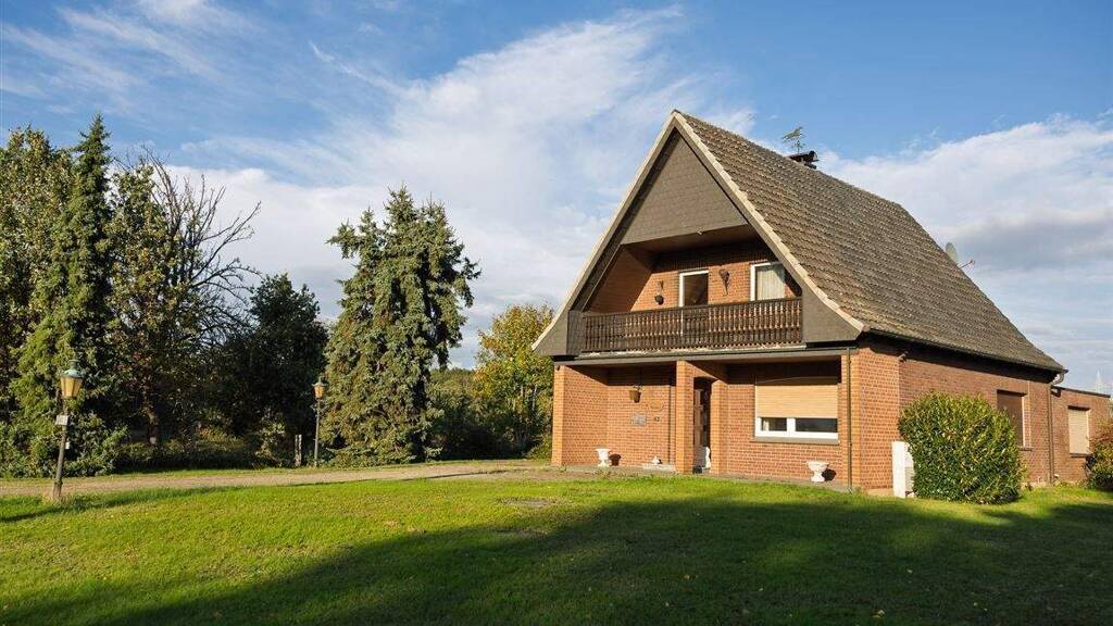 Einfamilienhaus zum Kauf 269.000 € 6 Zimmer 110 m² 1.849 m² Grundstück Empel Rees 46459