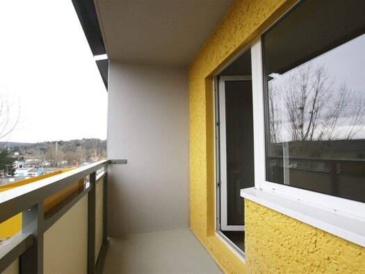 Wohnung zur Miete 320 € 2 Zimmer 55,1 m² 2. Geschoss frei ab 01.05.2026 Steinbeckstraße 31a Stublach Gera 07552