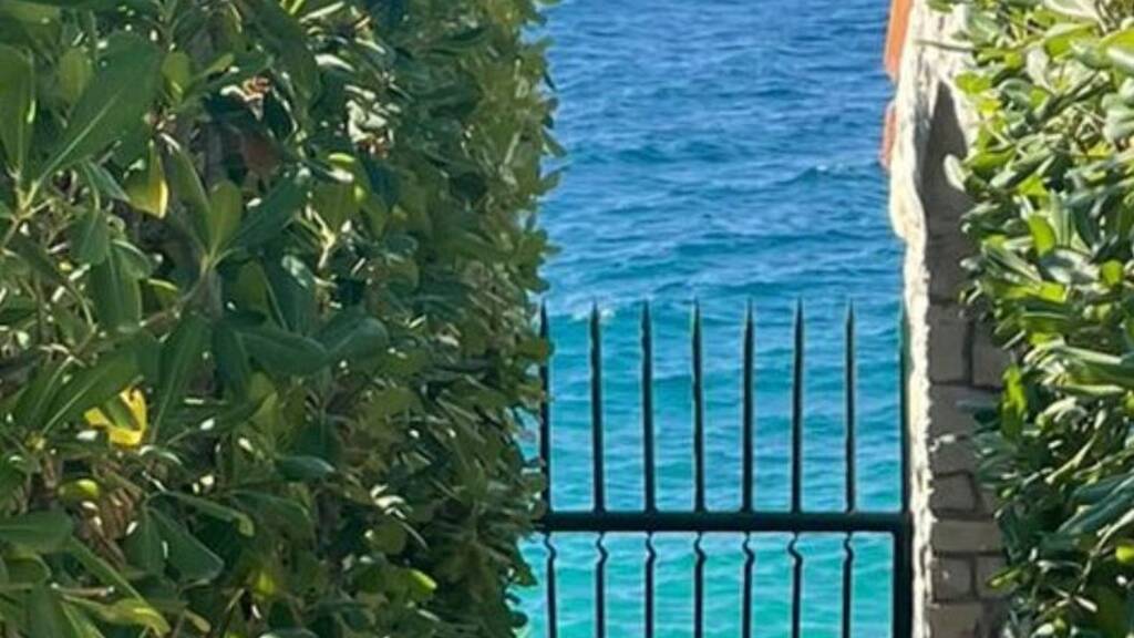 Haus zum Kauf 1.350.000 € 11 Zimmer 240 m² 550 m² Grundstück Sutivan