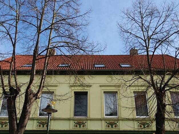 Wohn- und Geschäftshaus zum Kauf als Kapitalanlage geeignet 990.000 € 40 Zimmer 1.343 m² 4.864 m² Grundstück Oschersleben Oschersleben 39387